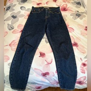 Levi’s Wedgie Jeans Sz 25